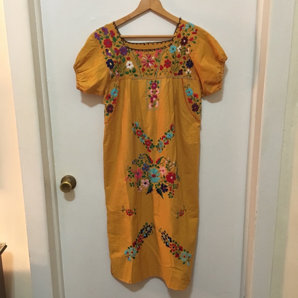 SALE! Vintage Handmade Mexican Dress